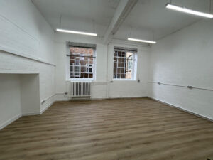 Archway Studios – Studio 2 – Available Now – £1,395 Per Month Inclusive – 5.068 m x 5.985 m
