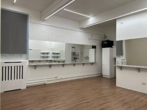 Archway Studios – Studio 3A – Available Now – £1,250 Per Month Inclusive – 5.377 m x 7.375 m