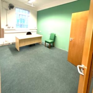 Bright Office Studio with Desk Space and Waiting Area – 3rd Floor